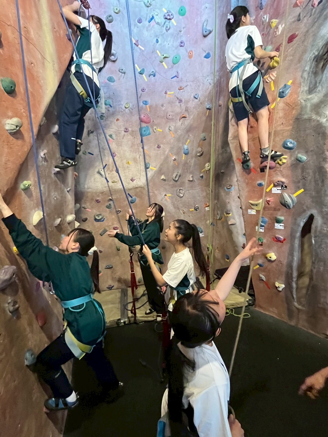 LINE_ALBUM_修学旅行2日目_250508_14