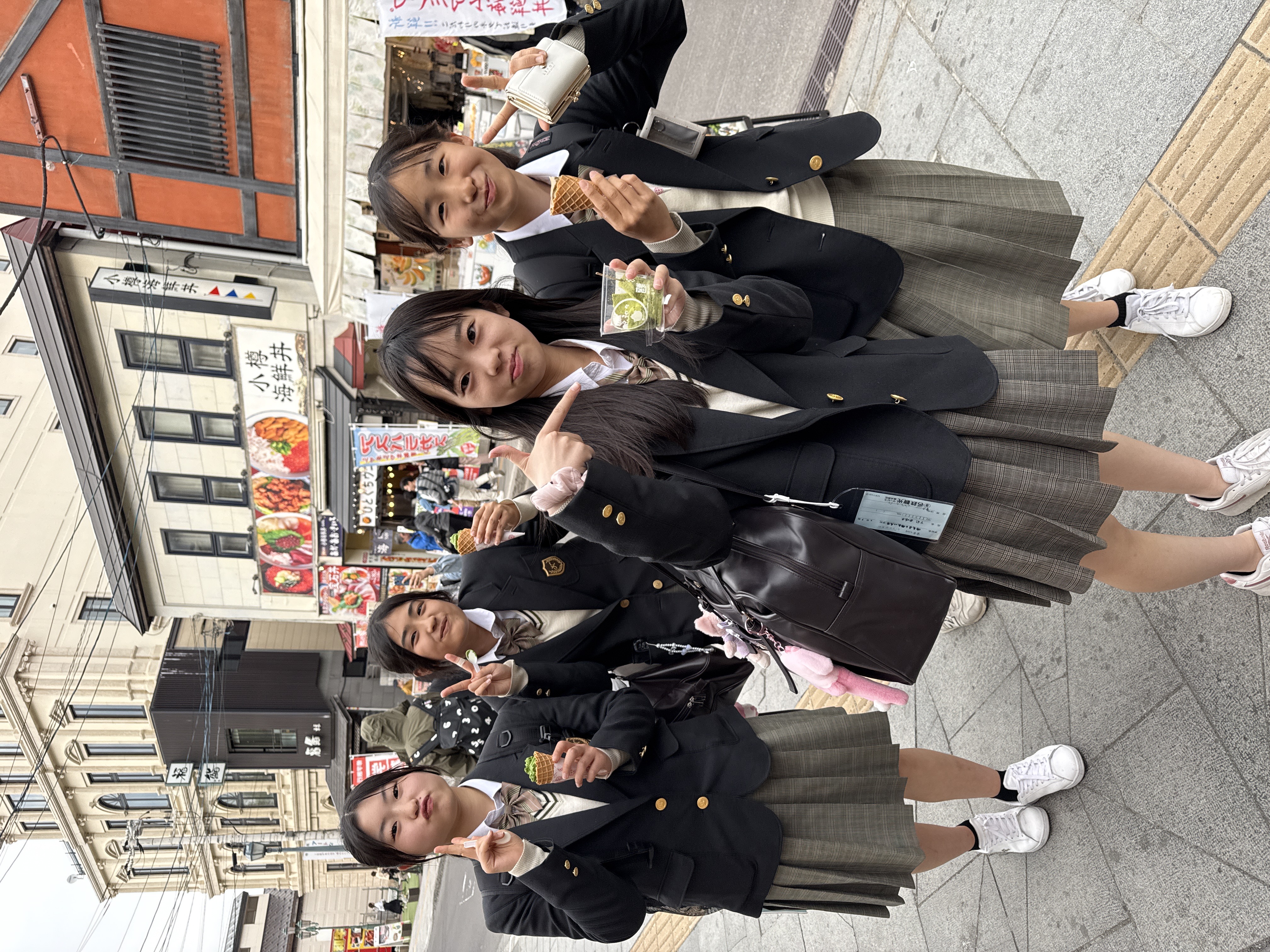 LINE_ALBUM_修学旅行2日目_250508_1