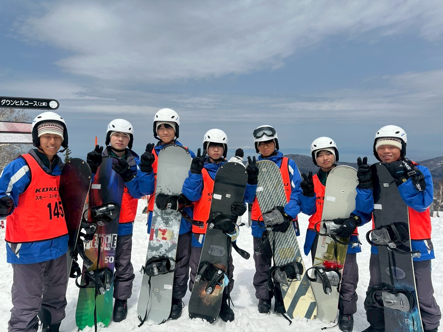 LINE_ALBUM_修学旅行３日目(スキー・スノボ)_250509_7