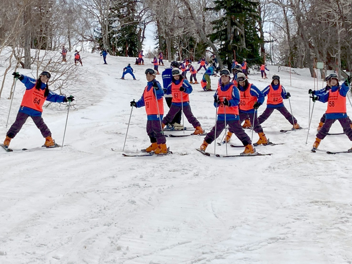 LINE_ALBUM_修学旅行３日目(スキー・スノボ)_250509_4