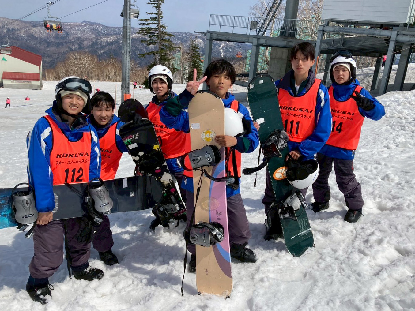 LINE_ALBUM_修学旅行３日目(スキー・スノボ)_250509_7