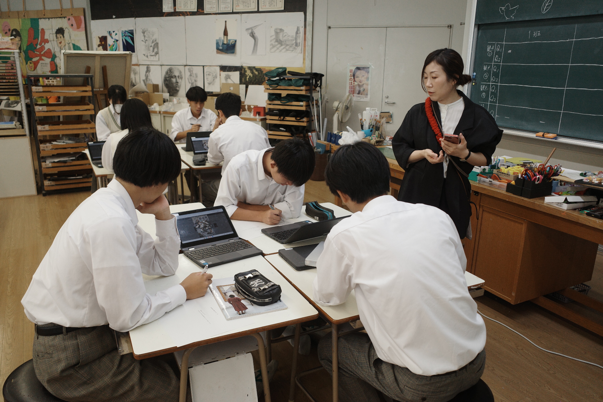 2025-10-09_10-03-14_000