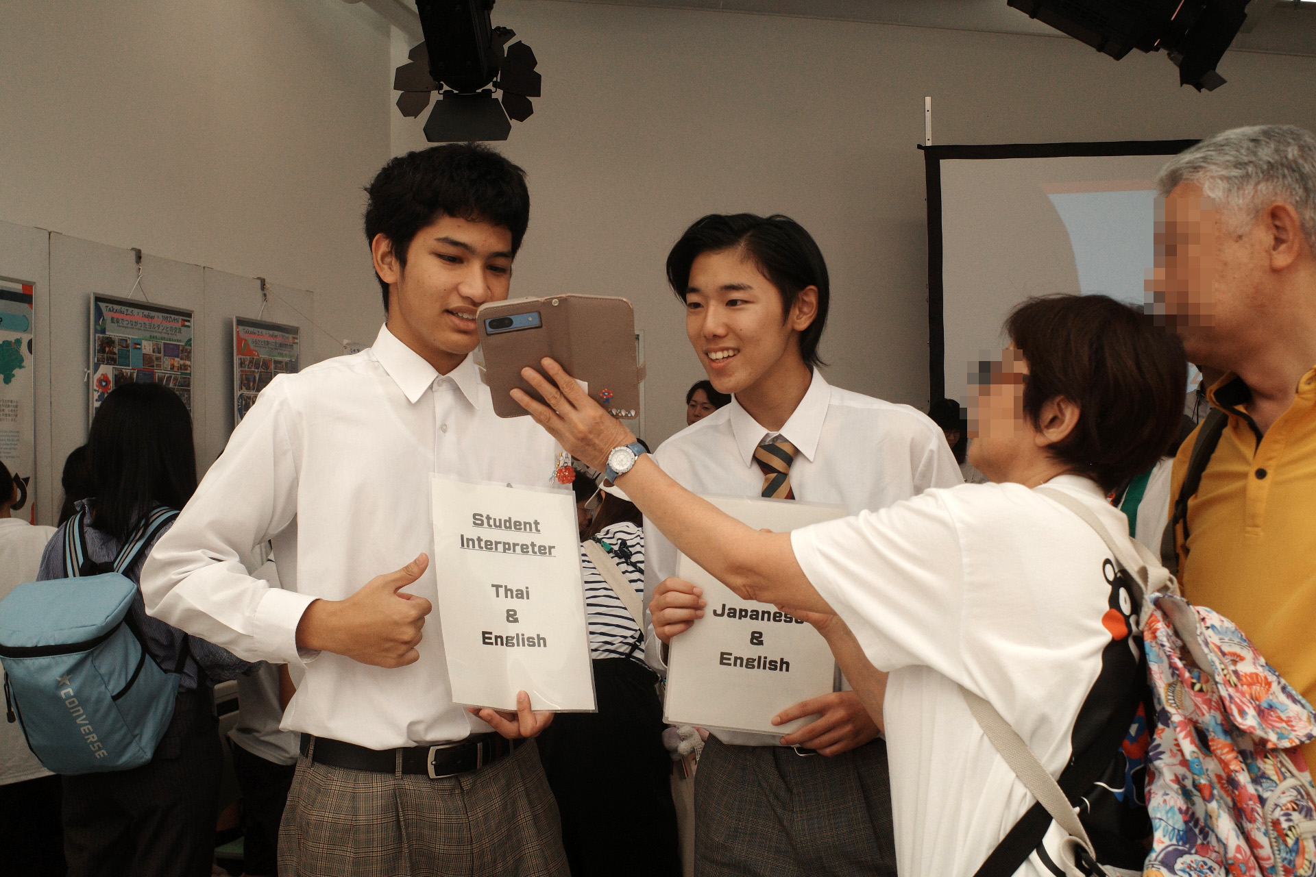 2025-10-13_11-53-26_000