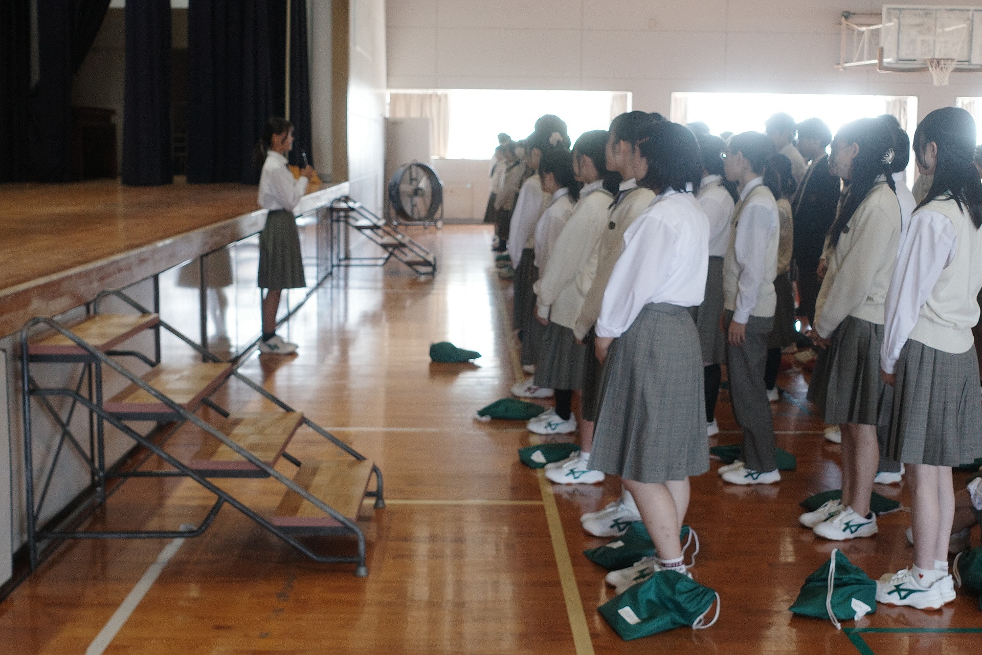 2025-10-17_11-24-46_000