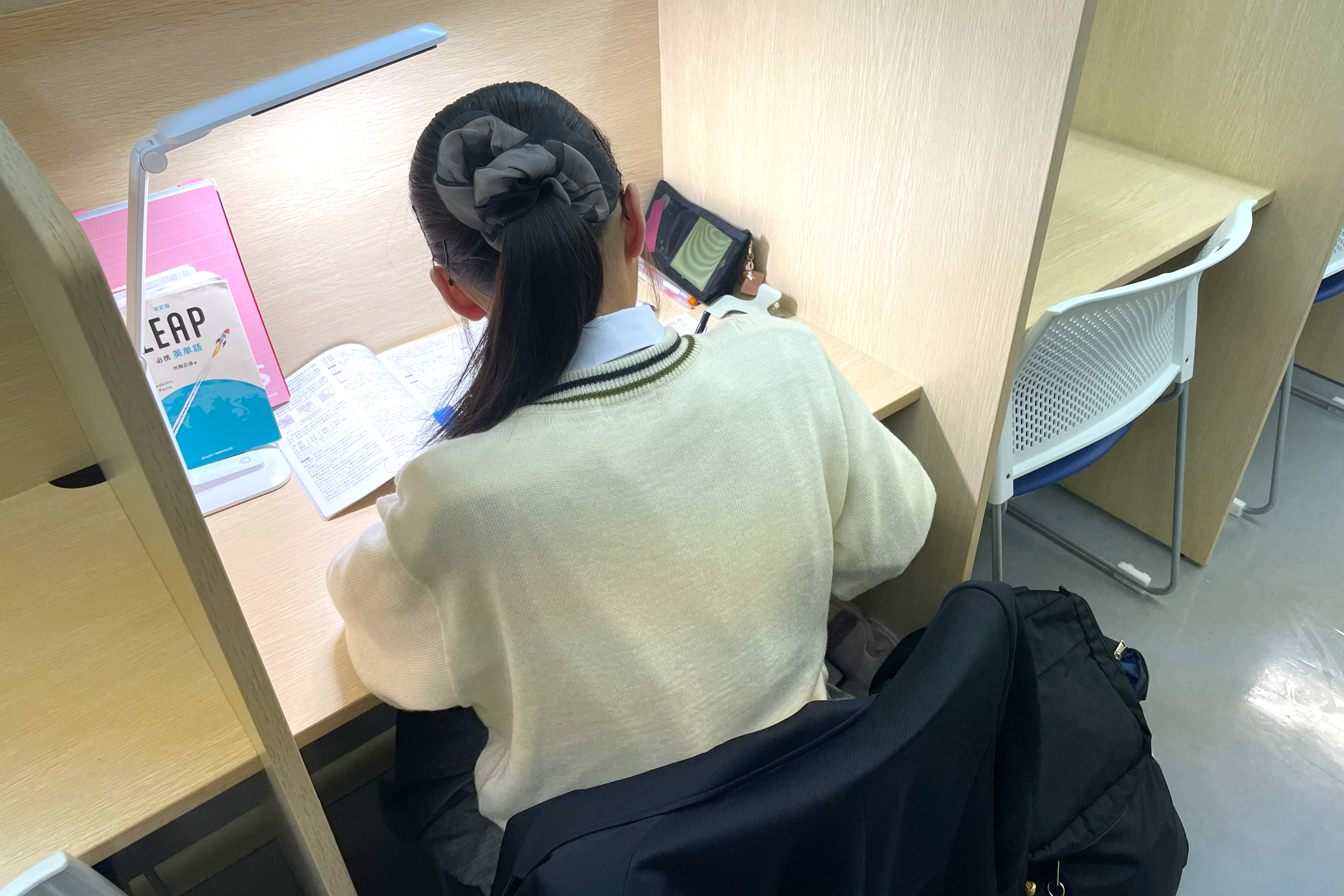 2025-11-21_07-41-35_082