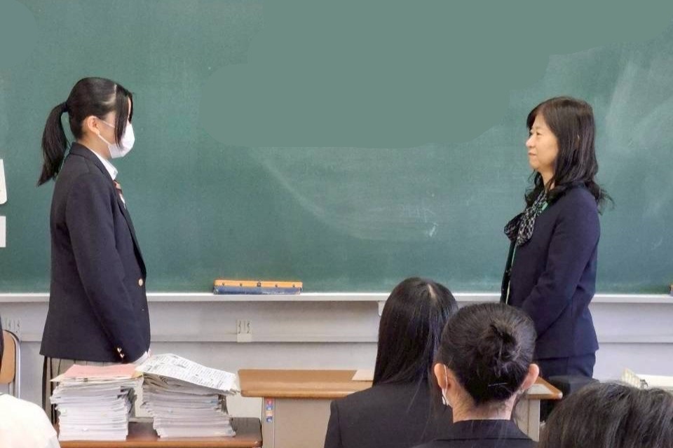 2025-12-05_16-49-43_701