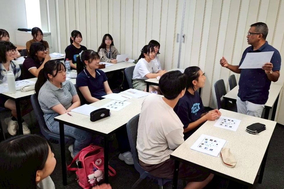 2025-12-11_16-51-38_461