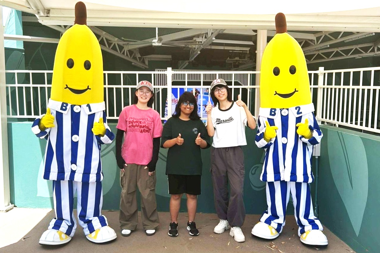 2025-12-15_18-00-50_990