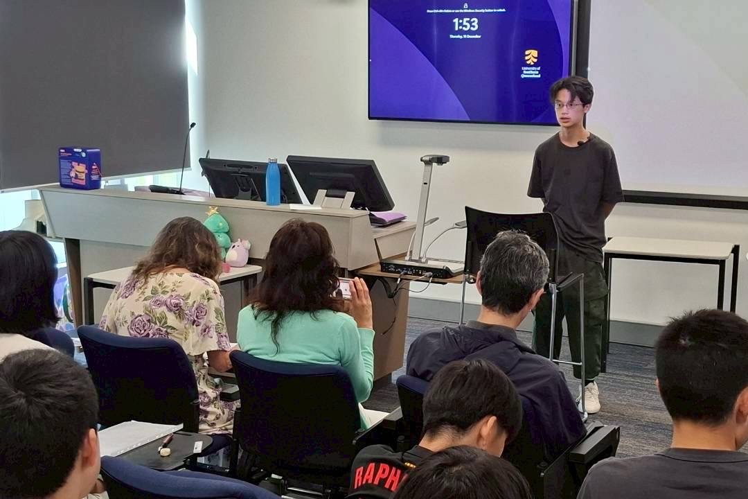 2025-12-18_15-36-57_164