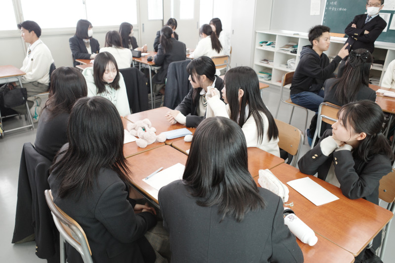 2026-03-13_12-04-06_000